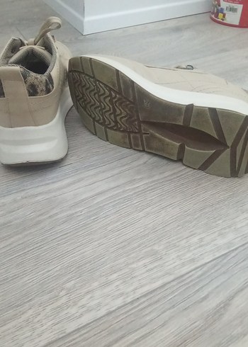 Bej Bağcıklı  Spor Ayakkabı - Görsel 6