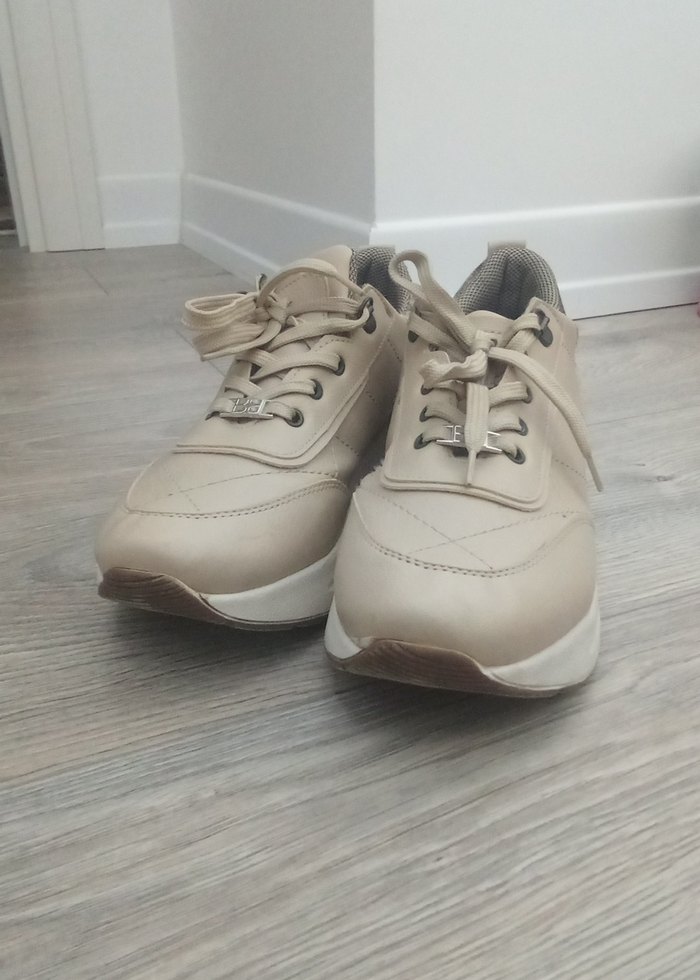 Bej Bağcıklı  Spor Ayakkabı - Görsel 2