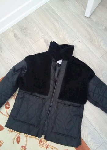 Siyah Peluş Detaylı Kadın Kışlık Mont - Görsel 3