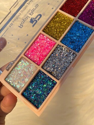 Revolution Glitter paleti