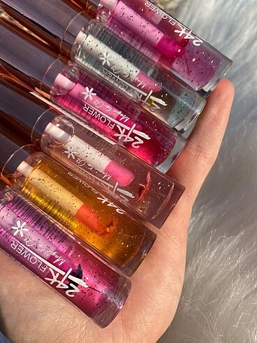  Beden Renk Çiçekli lipgloss