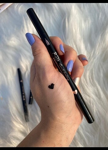 Flormar Kalp baskılı eyeliner 