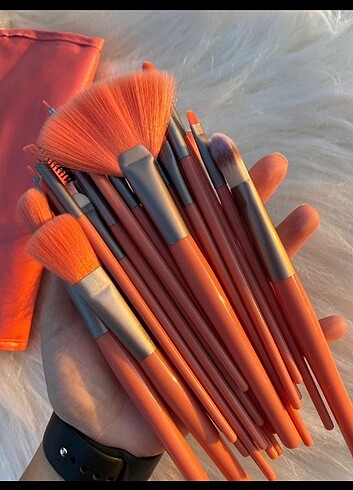 Eklips 24lü cüzdanlı fırça set