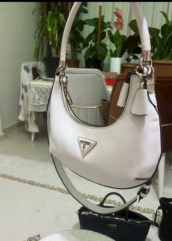 Guees Çanta - Görsel 2