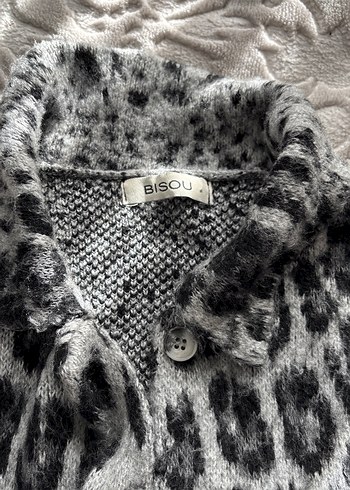 gri leopar desenli hırka - Görsel 3