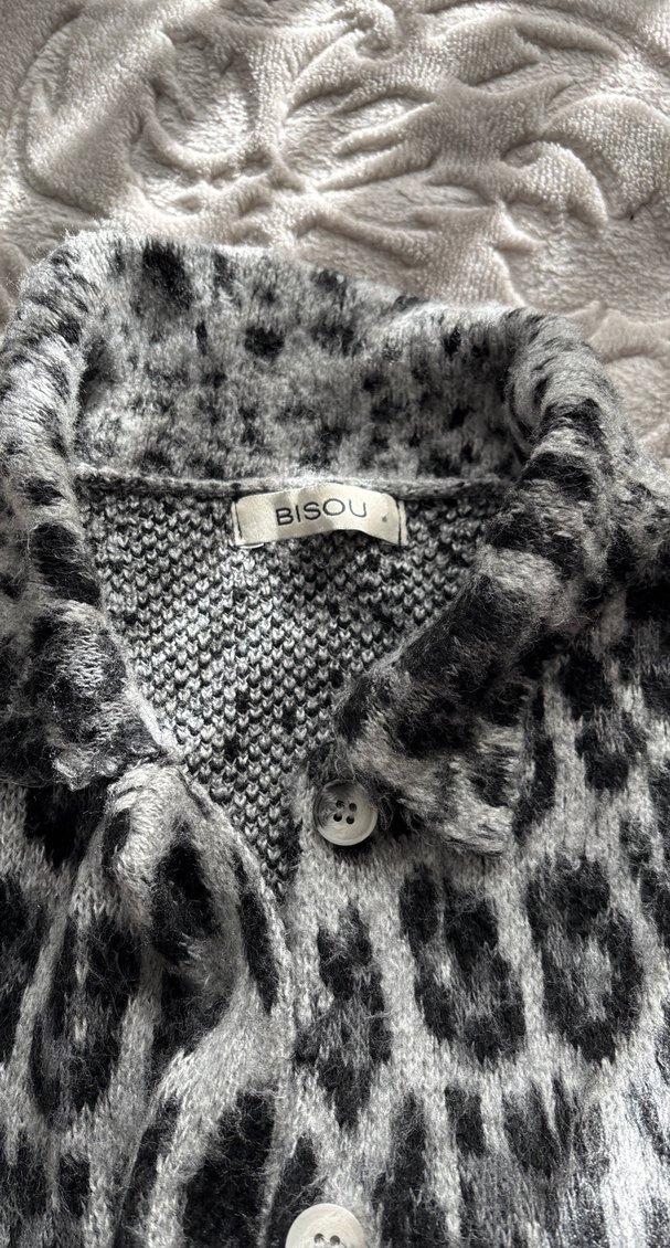 gri leopar desenli hırka - Görsel 3