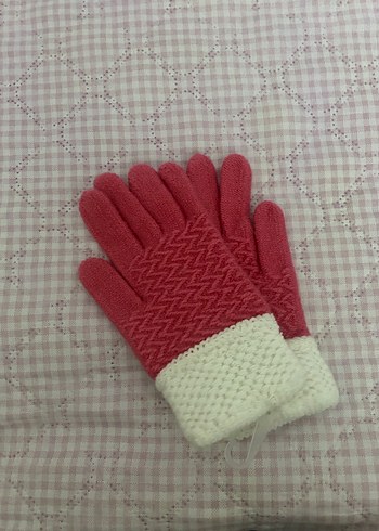 Bordo Nakışlı Örgü Kız Eldivenleri - Görsel 2