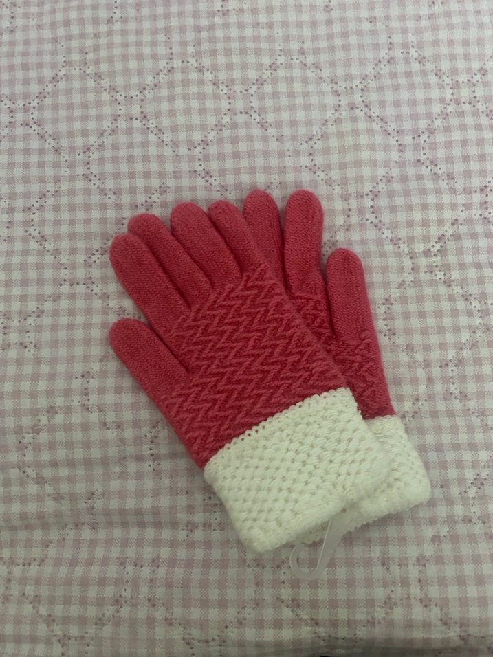 Bordo Nakışlı Örgü Kız Eldivenleri - Görsel 2