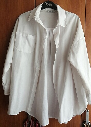 Beyaz oversize gömlek
