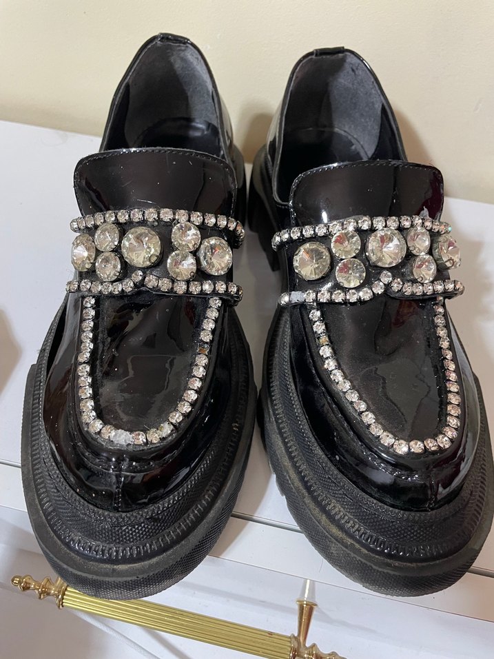 Tarz kız Siyah Parlak Taşlı Loafer Ayakkabı - Görsel 4