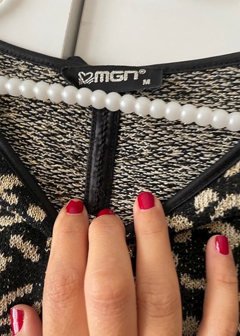 Kürk Detaylı Siyah Yılan Desenli Triko Elbise - Görsel 5