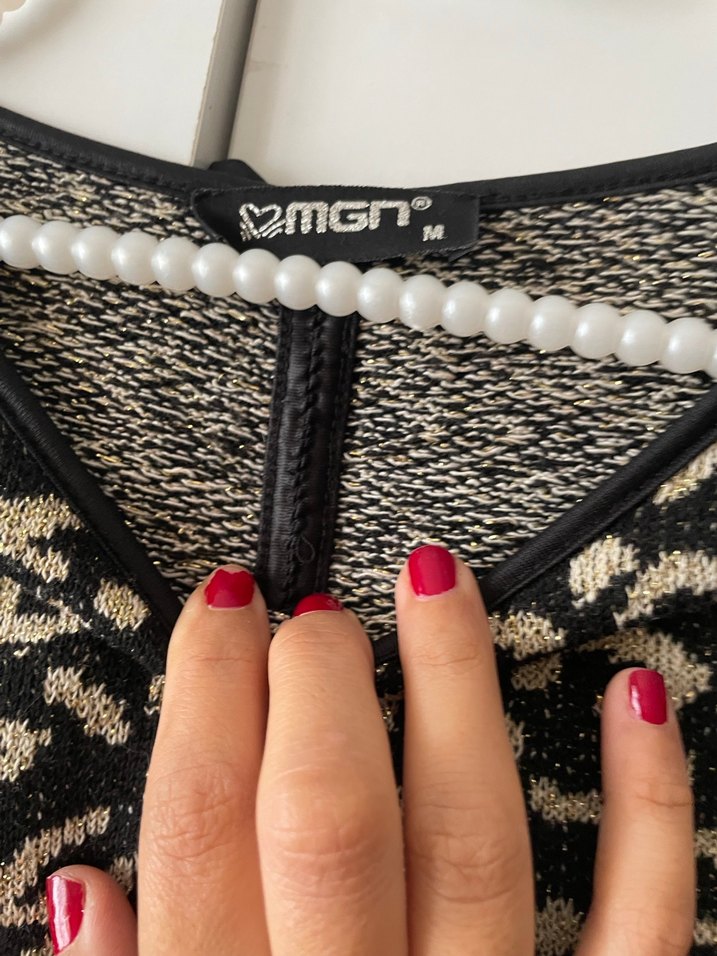 Kürk Detaylı Siyah Yılan Desenli Triko Elbise - Görsel 5