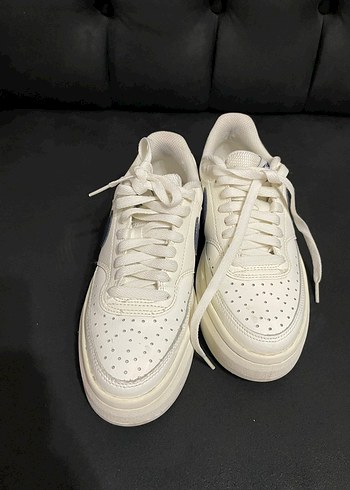 Nike spor ayakkabı - Görsel 3