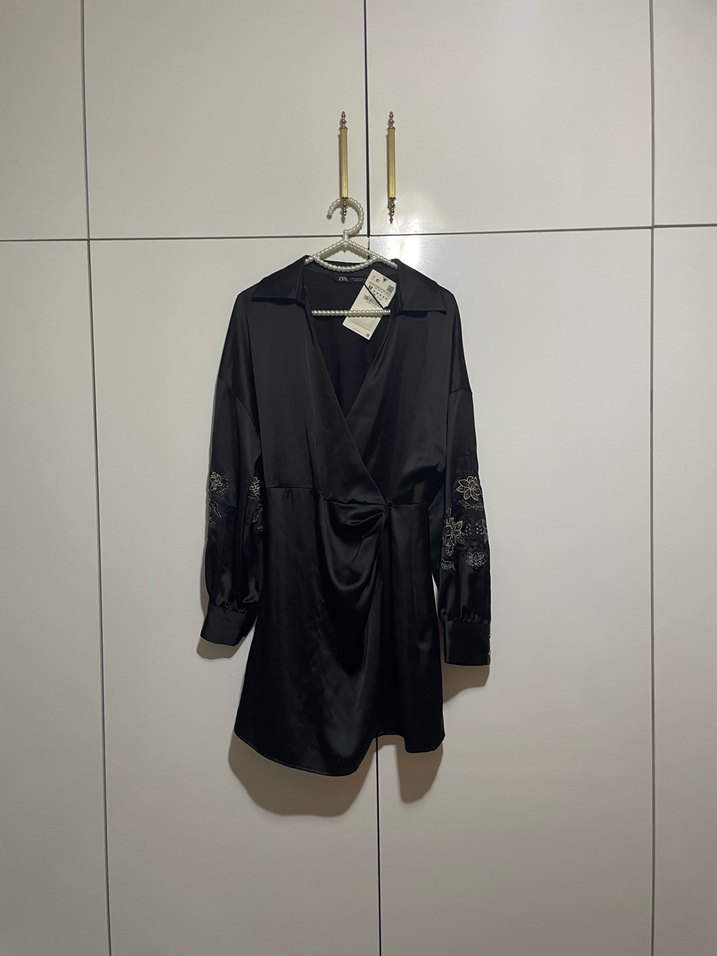 Zara saten elbise - Görsel 3