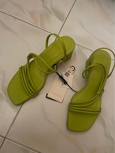 Pull and Bear Pull and bear topuklu