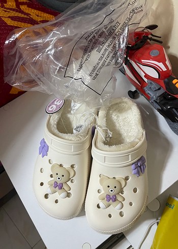 36 Beden Kadın peluş LCW terlik