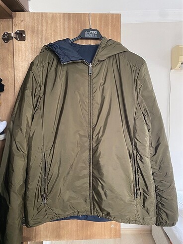 Prada mont