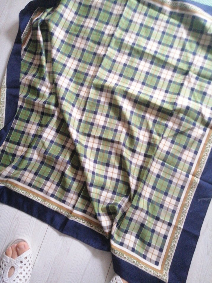 Koyu Kırmızı Bohem Kadın eşarp - Görsel 2