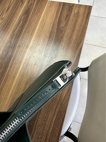  Beden Zara Laptop Çantası