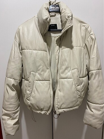 BERSHKA puffer deri mont