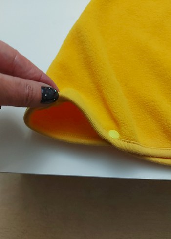 Sarı Kapüşonlu Kız Çocuk Panço - Görsel 2