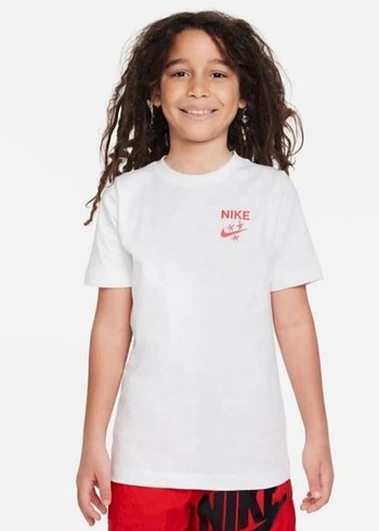 Nike Sportswear Big Çocuk T-shirt - Görsel 2