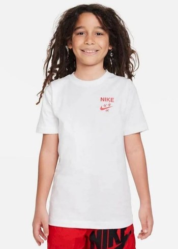 Nike Sportswear Big Çocuk T-shirt - Görsel 6