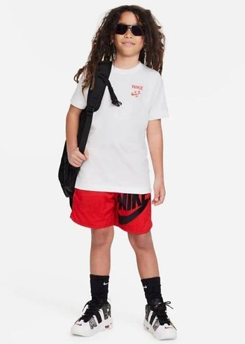 Nike Sportswear Big Çocuk T-shirt - Görsel 5