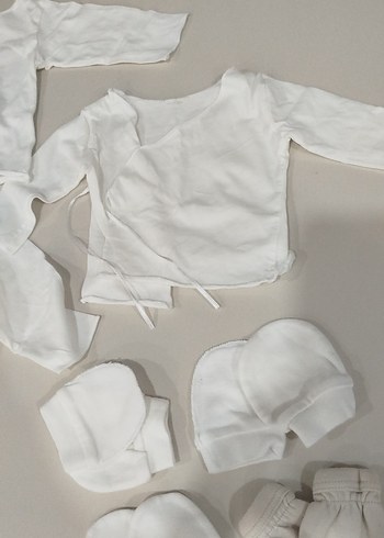 Bebek Beyaz Hastane Çıkışı Seti - Görsel 3