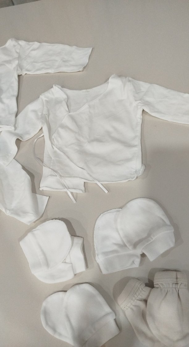 Bebek Beyaz Hastane Çıkışı Seti - Görsel 3