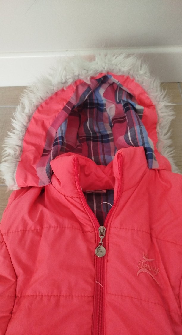 Kız Çocuk Parlak Pembe Kapüşonlu Yelek - Görsel 2