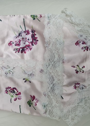 Dantelli Pembe Çiçekli Gecelik Sortlu Takim - Görsel 4