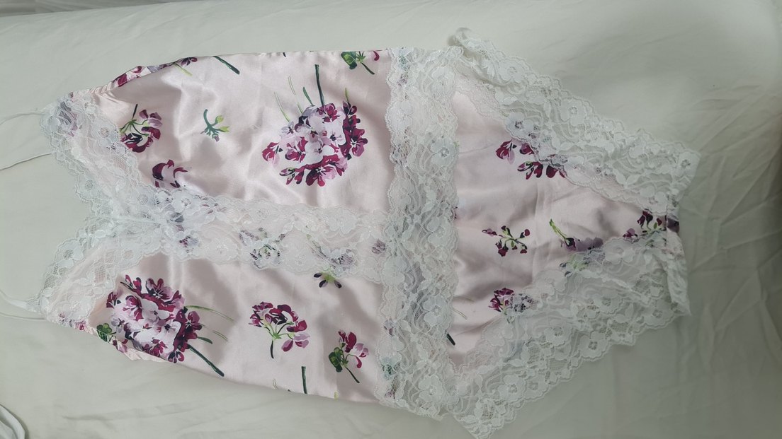 Dantelli Pembe Çiçekli Gecelik Sortlu Takim - Görsel 4