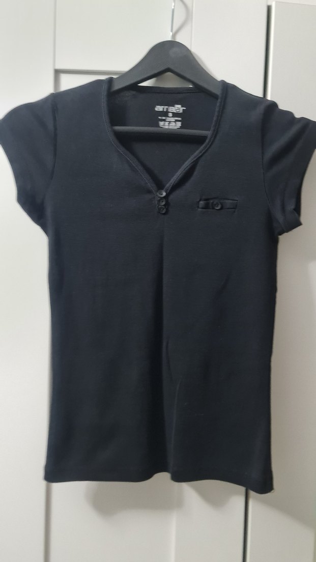 Kısa Kollu V Yaka Siyah Kadın Tişört - Görsel 3