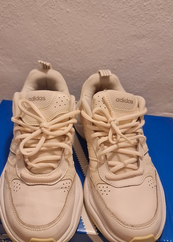 Beyaz Adidas Kadın Spor Ayakkabi - Görsel 3