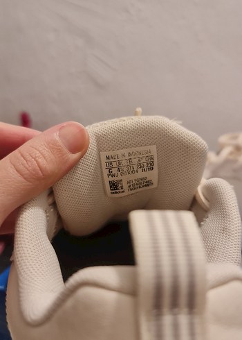 Beyaz Adidas Kadın Spor Ayakkabi - Görsel 7