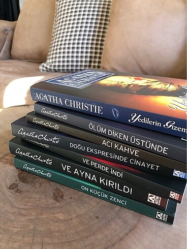  agatha christie
