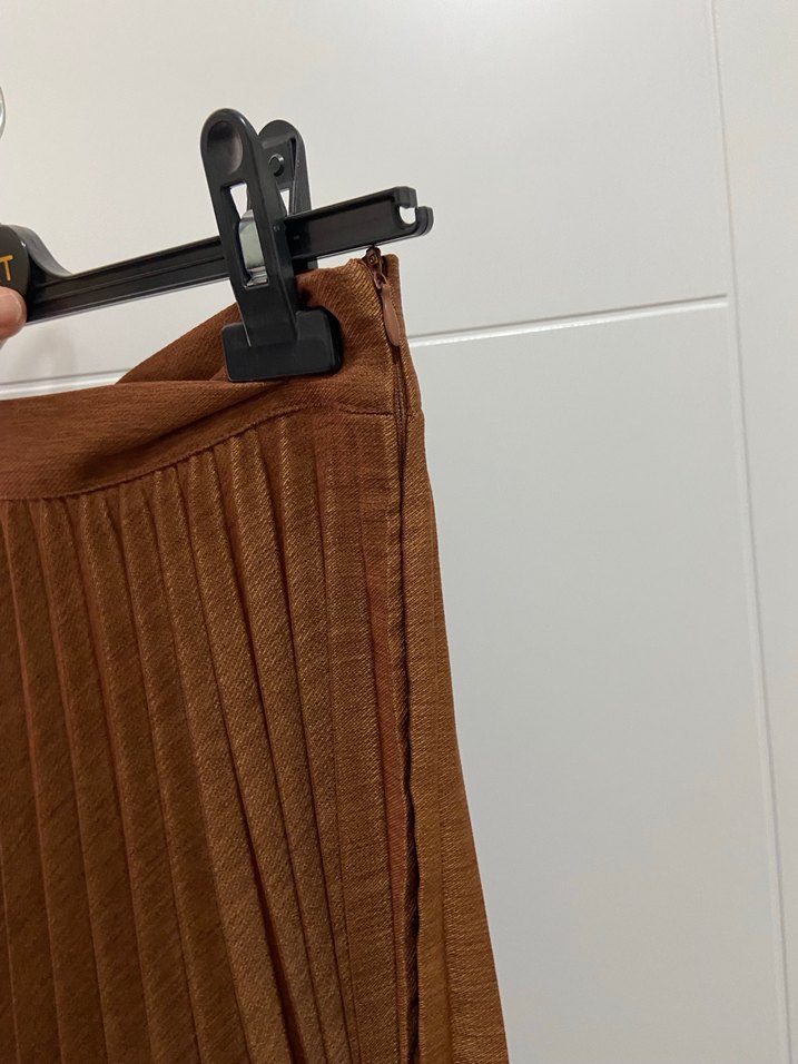 Parlak Kahverengi Pileli Midi Etek koton - Görsel 3