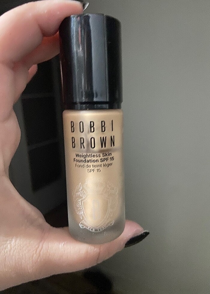 Bobbi brown weightless skin fondoten - Görsel 2