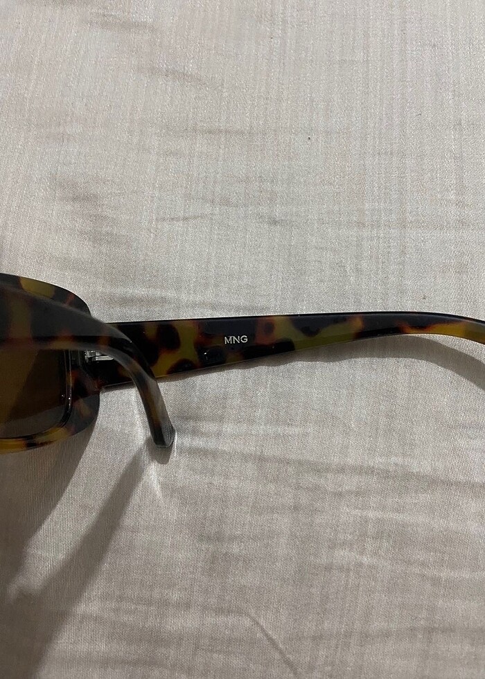 Mango güneş gözlüğü - Görsel 2