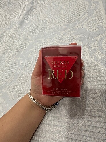 Guess red seductive