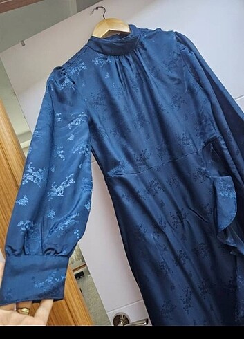 Yeşil elbise  - Görsel 4