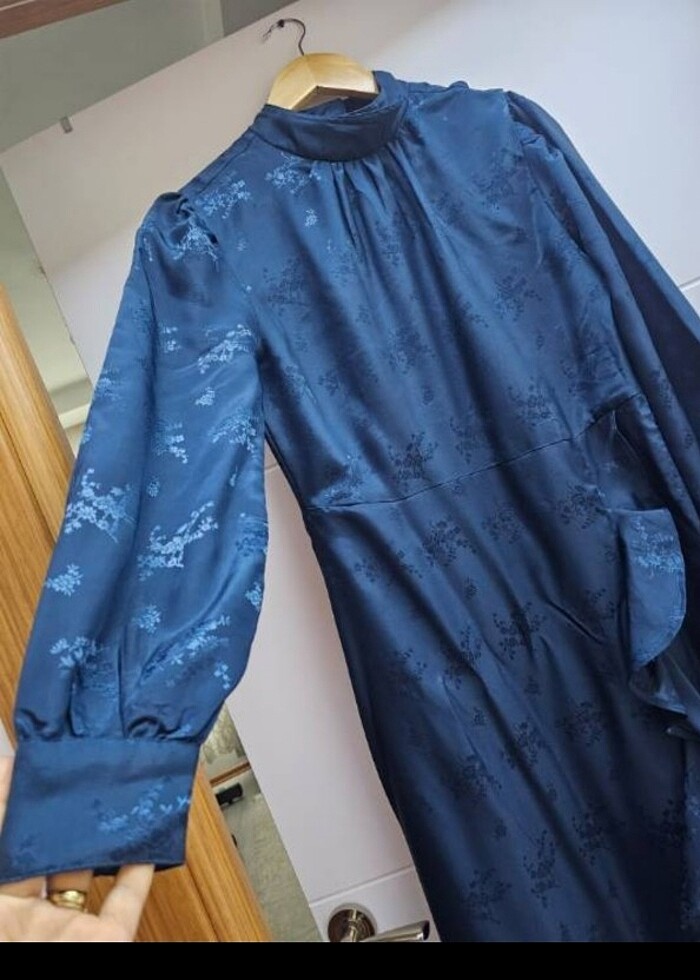 Yeşil elbise  - Görsel 4