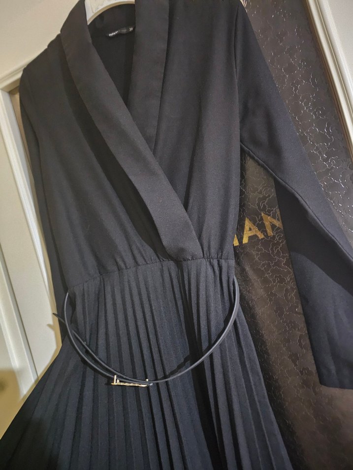 Siyah Pilili Uzun Kadın Elbise - Görsel 2