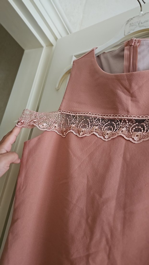 Dantel Detaylı Pembe Kolsuz Abiye Elbise - Görsel 2