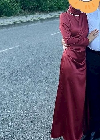 Bordo Uzun Kollu Yüksek Yakalı Uzun Abiye