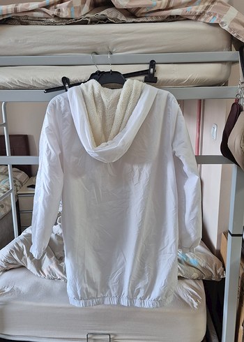 Gri Kapüşonlu Beyaz Kadın yağmurluk ceket - Görsel 3