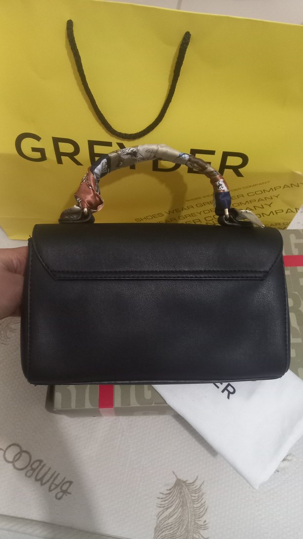 Orijinal Greyder Kadın Siyah Deri Tokalı El Çantası - Görsel 4