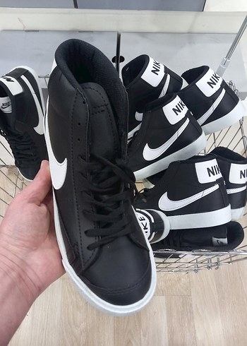 37 Beden Nike Siyah Kadın Spor Ayakkabı