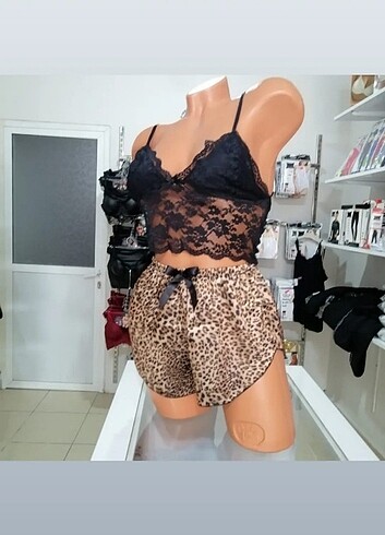 Bralet şort takım 